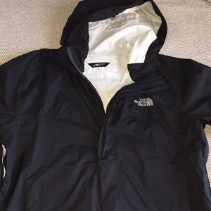 The North Face Men’s Large Rain jacket windbreaker